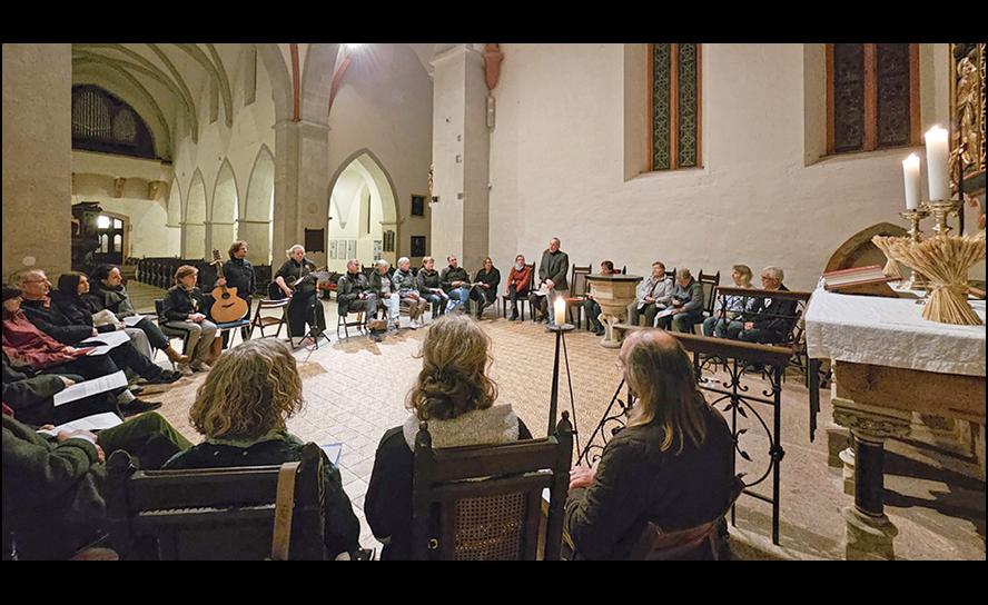 Gedenkveranstal- tung in der Frauenkirche Grimma zum Jahrestag des Überfalls der Hamas auf Israel am 7. Oktober. © Astrid Sonntag