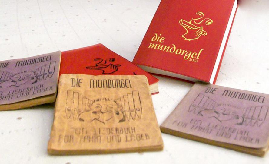 Das beliebte Liederbuch »Mundorgel« wird 70. © epd-bild/Klaus Landry