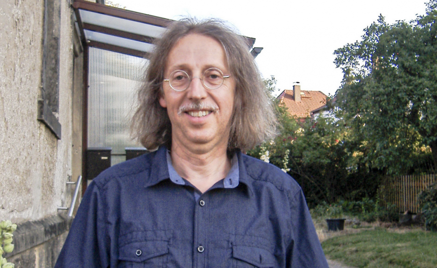 Uwe Claus ist Schriftsteller und war Religionspädagoge in der Auferstehungskirche Dresden-Plauen.