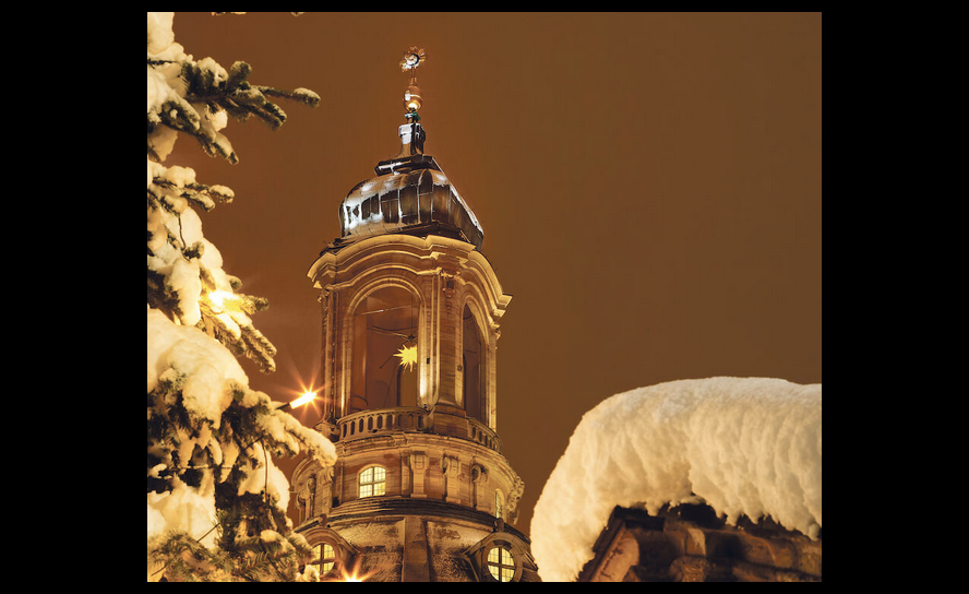 Zeichen: Die Kirche hält das Licht der Erlösung gegenwärtig