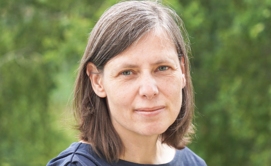Dr. Luise Schramm ist Pfarrerin der Ev.-Luth. Kirchgemeinde Bad Schandau im Ev.-Luth. Kirchgemeindebund Heidenau.