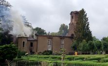 Die Ruine der Großröhrsdorfer Kirche nach dem Brand. © Markus Mütze