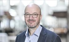 Ermutigung zum Gottvertrauen: Sachsens Landesbischof Tobias Bilz (58) wünscht sich im Neujahrsgespräch          
          <div class=