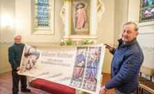 Kirchvorsteher Wolfgang Lorenz (73) und Christian Gabler (73) (v.l.) werben für die Sonderausstellung in der Kirche zu Deutscheinsiedel          
          <div class=