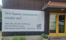 Banner am Kirchgemeindehaus Großröhrsdorf