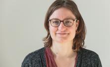 Veronika Weber ist Referentin bei der Evangelischen Erwachsenenbildung Sachsen (EEB) für Alter und Generationen. 
